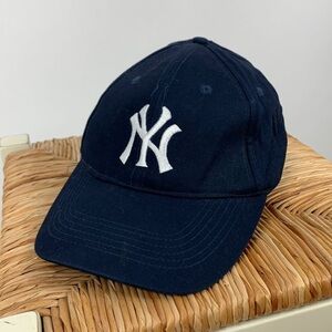 New York Yankee Budweiser Baseball Beer Alcohol Vintage Rare Adjustable Hat Cap